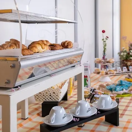 Aia Lucia Bed & Breakfast 3*