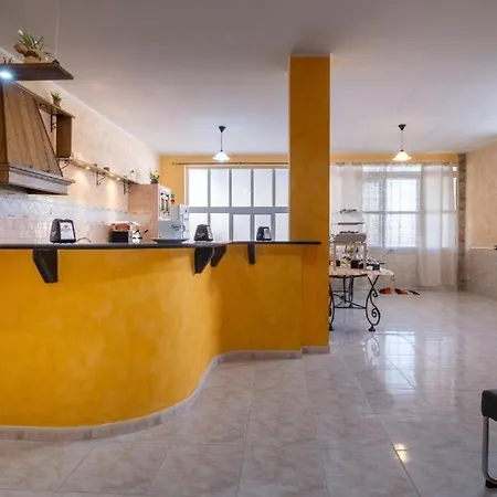Aia Lucia 3*