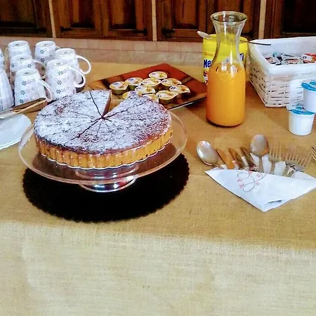 Aia Lucia Bed and Breakfast