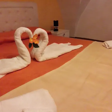 Aia Lucia 3*